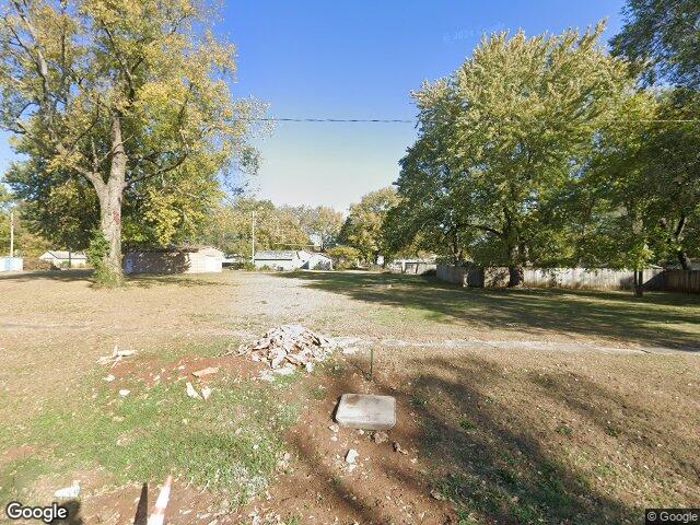 229 e 7th ave, garnett,  KS 66032
