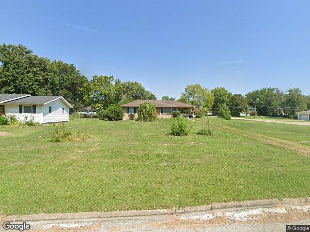 343 e 1st ave, garnett,  KS 66032