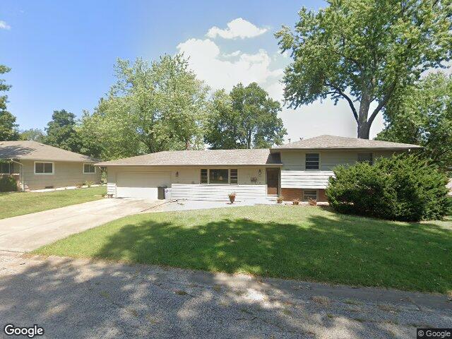 311 jackson ave, garnett,  KS 66032